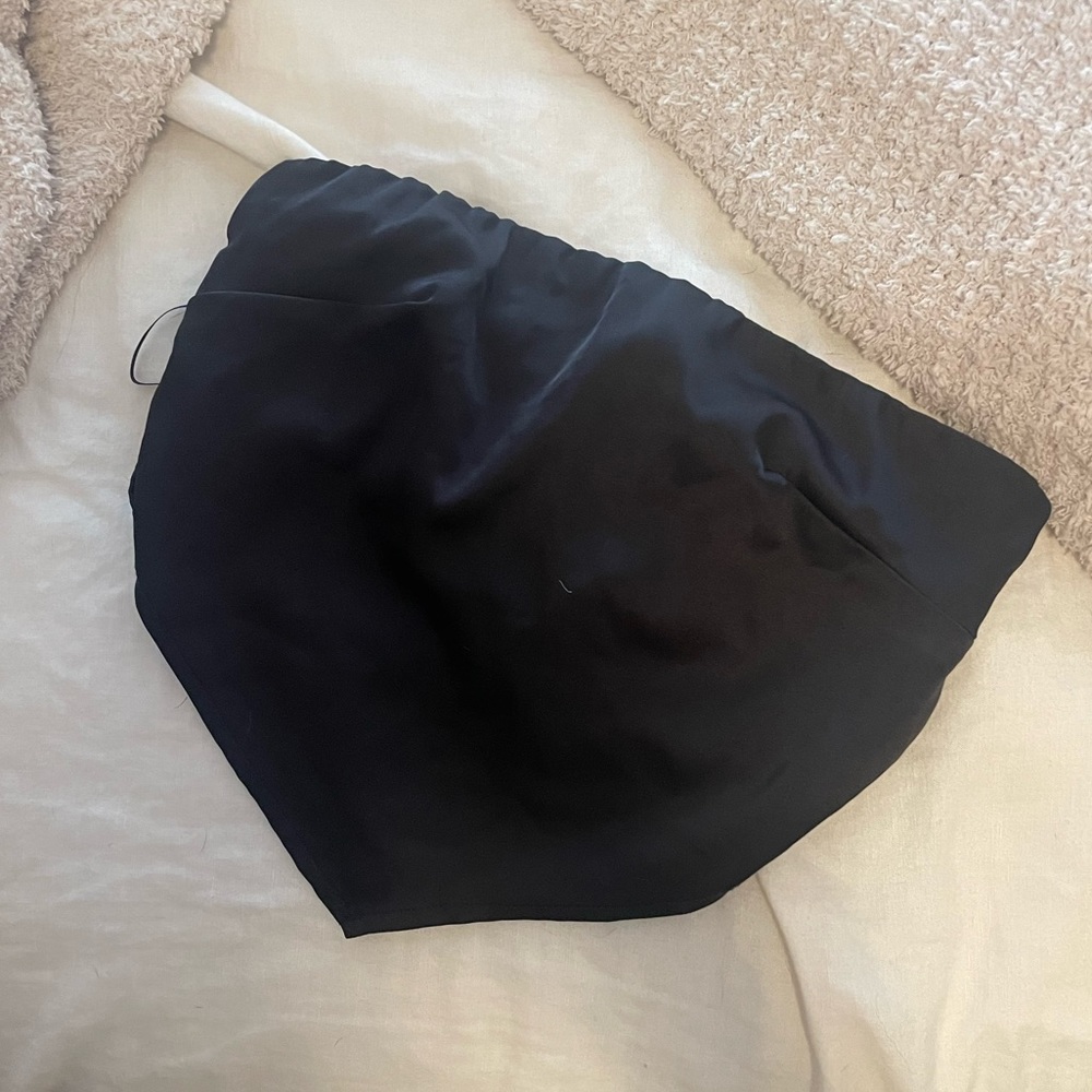 Black Backless Tube Top